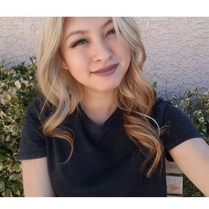 Meet your Posher, Destiny